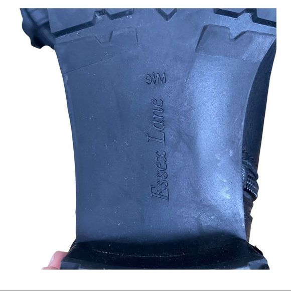 Essex Lane size zipper buckle detail ankle boots - Picture 5 of 5